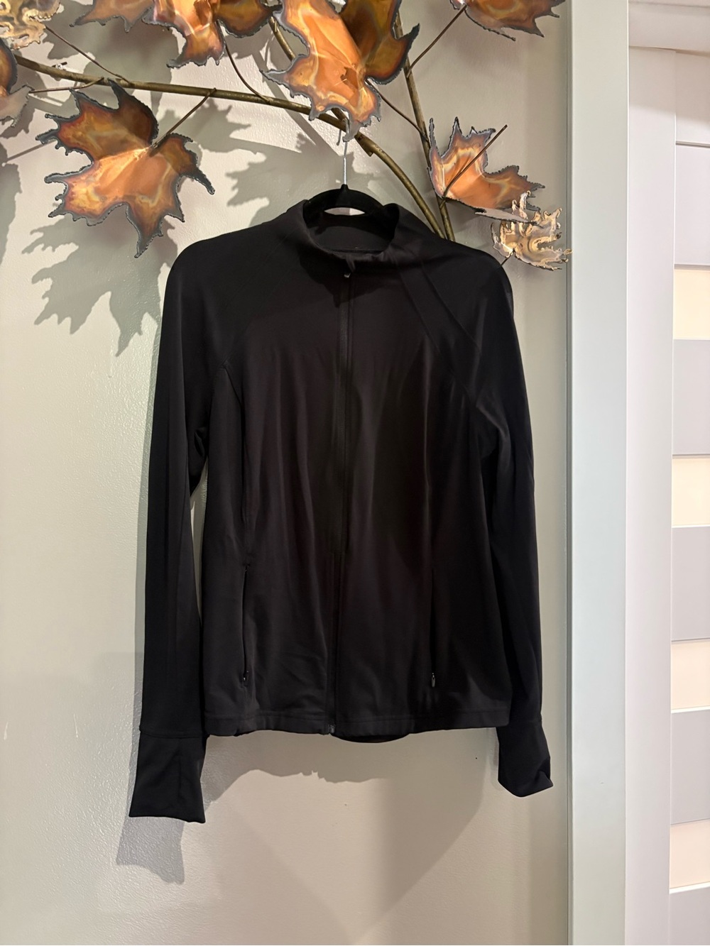 Women’s Active wear ZipUp with thumbhole